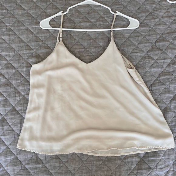Lush keyhole spaghetti strap tank - Picture 3 of 3